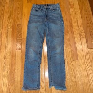 UO BDG Light Washed Jeans